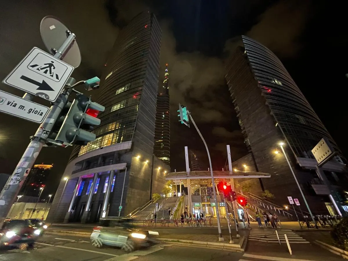 Regina By The Blue Twins Apartments Milano